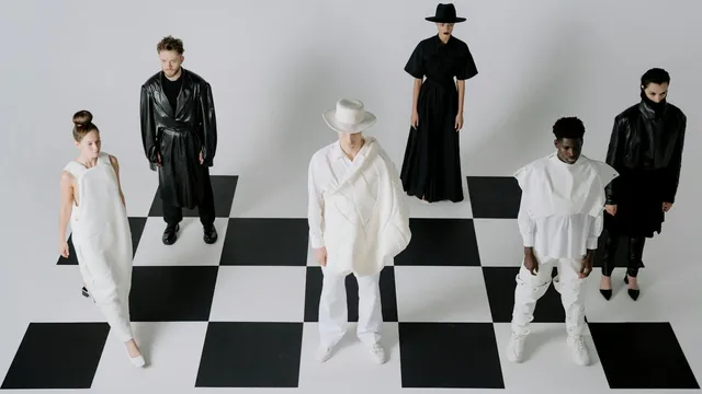 Fashion supply chain traceability, models on a chessboard representing strategic resilience